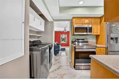 7424 SW 14th Pl, North Lauderdale, FL 33068 - Photo 21