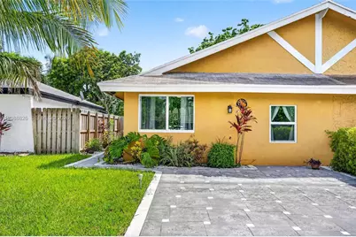 7424 SW 14th Pl, North Lauderdale, FL 33068 - Photo 45
