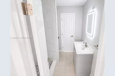 202 SW 27th Ter #202, Fort Lauderdale, FL 33312 - Photo 3