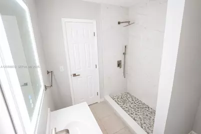 202 SW 27th Ter #202, Fort Lauderdale, FL 33312 - Photo 7