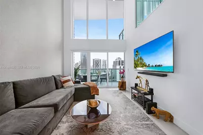 41 SE 5th St #1407, Miami, FL 33131 - Photo 5