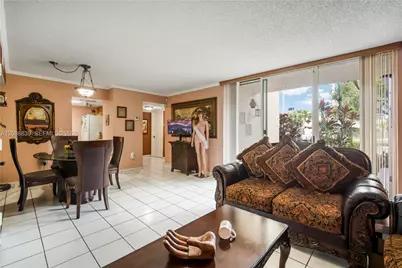 2075 SW 122nd Ave #130, Miami, FL 33175 - Photo 3