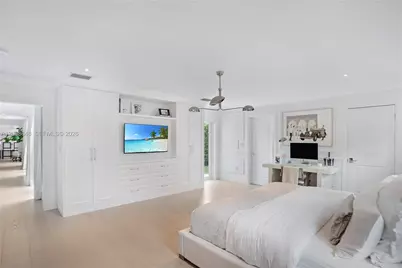 6901 Almansa St #0, Coral Gables, FL 33146 - Photo 15