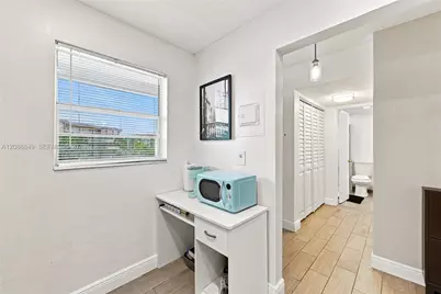 2800 NW 47th Ter #206B, Lauderdale Lakes, FL 33313 - Photo 13