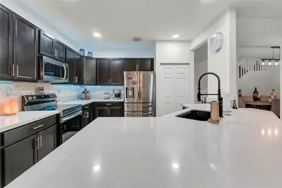3573 W 106th Ter, Hialeah, FL 33018 - Photo 13
