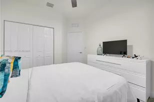 3573 W 106th Terrace, Hialeah, FL 33018 - Photo 19