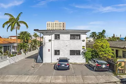 1027 SW 3rd St, Miami, FL 33130 - Photo 7