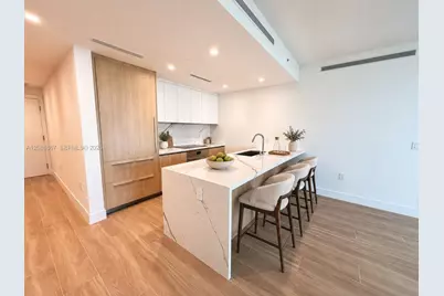 2411 Laguna Circle #2103, North Miami, FL 33181 - Photo 5