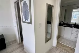 6917 Collins Ave, Miami Beach, FL 33141 - Photo 11