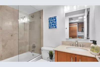 10275 Collins Ave #505, Bal Harbour, FL 33154 - Photo 13