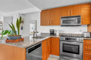 10275 Collins Ave, Bal Harbour, FL 33154 - Photo 9