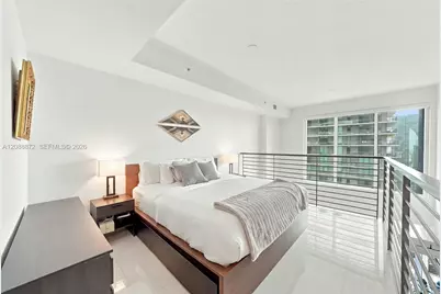 60 SW 13th St #3204, Miami, FL 33130 - Photo 9