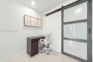 60 SW 13th St, Miami, FL 33130 - Photo 11