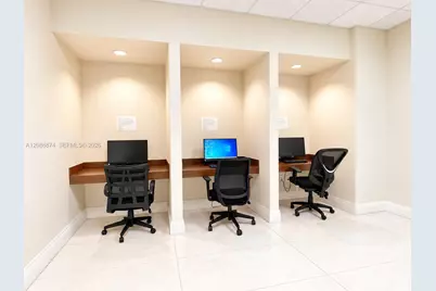 3000 S Ocean Dr #1006, Hollywood, FL 33019 - Photo 27