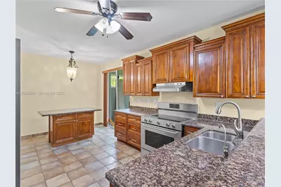 1764 NW 166th Ave #1764, Pembroke Pines, FL 33028 - Photo 13