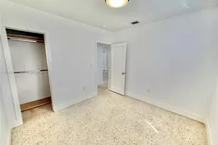 3050 NW 20th St, Miami, FL 33142 - Photo 11