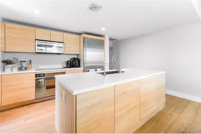 16385 Biscayne Blvd #707, North Miami Beach, FL 33160 - Photo 3