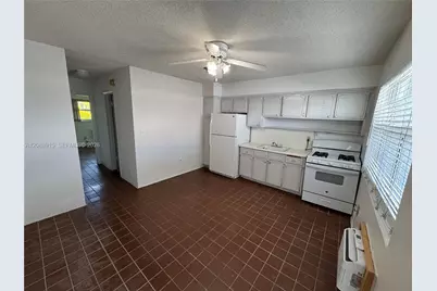 524 Washington Ave #311, Miami Beach, FL 33139 - Photo 1