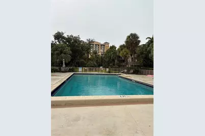 8325 SW 72nd Ave #305C, Miami, FL 33143 - Photo 15