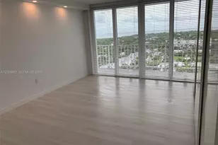 881 Ocean Dr, Key Biscayne, FL 33149 - Photo 21