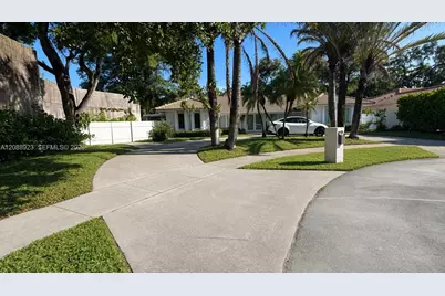 1835 NE 212th Terrace, Miami, FL 33179 - Photo 39