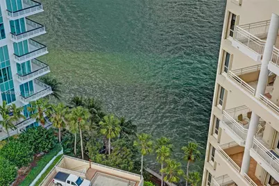 888 Brickell Key Dr #1901, Miami, FL 33131 - Photo 11