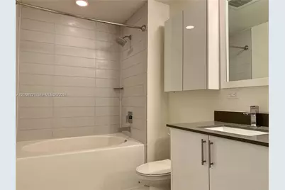 999 SW 1st Ave #3206, Miami, FL 33130 - Photo 15