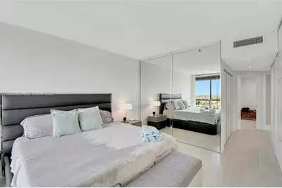 2000 Island Blvd #808, Aventura, FL 33160 - Photo 9