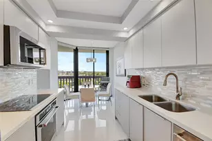 2000 Island Blvd, Aventura, FL 33160 - Photo 3