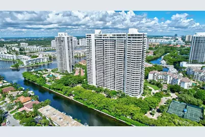 2000 Island Blvd #808, Aventura, FL 33160 - Photo 19
