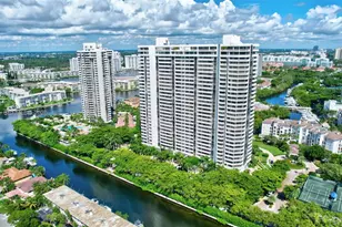 2000 Island Blvd, Aventura, FL 33160 - Photo 19