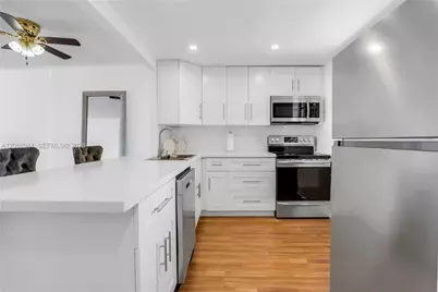 16400 NE 17th Ave #601, North Miami Beach, FL 33162 - Photo 5