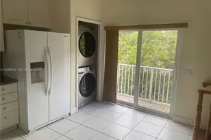 2447 NE 14th St, Pompano Beach, FL 33062 - Photo 13