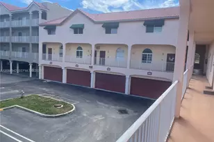 2447 NE 14th St, Pompano Beach, FL 33062 - Photo 1