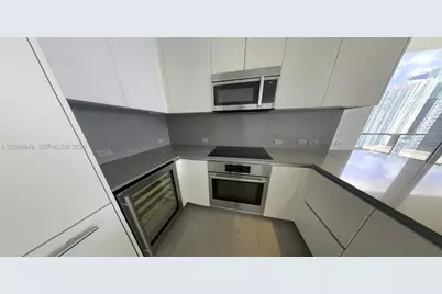 88 SW 7th St #1711, Miami, FL 33130 - Photo 37