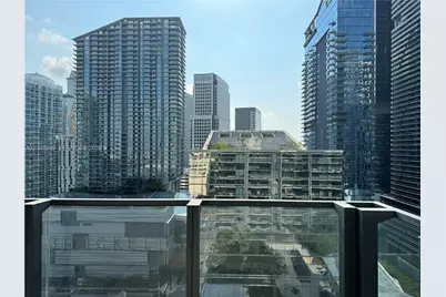 88 SW 7th St #1711, Miami, FL 33130 - Photo 3