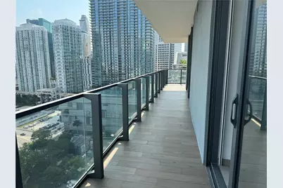 88 SW 7th St #1711, Miami, FL 33130 - Photo 11