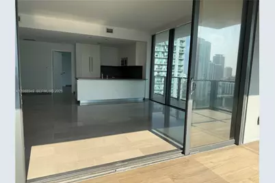 88 SW 7th St #1711, Miami, FL 33130 - Photo 9