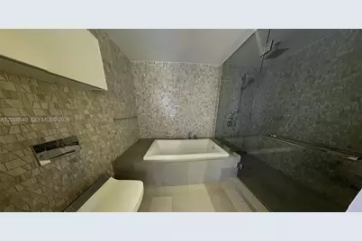 88 SW 7th St #1711, Miami, FL 33130 - Photo 39