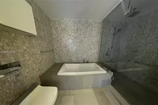88 SW 7th St, Miami, FL 33130 - Photo 39