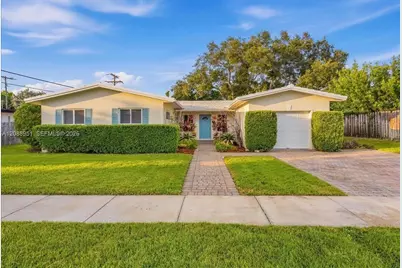 9125 SW 65th St, Miami, FL 33173 - Photo 1
