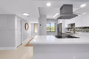 150 Lakeview Dr, Weston, FL 33326 - Photo 1