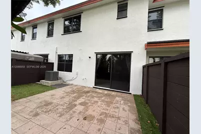 16004 NW 91st Ct, Miami Lakes, FL 33018 - Photo 9