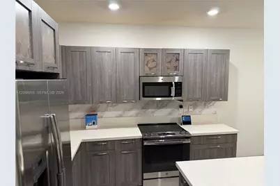 16004 NW 91st Ct, Miami Lakes, FL 33018 - Photo 7
