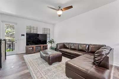 11343 SW 14th St, Pembroke Pines, FL 33025 - Photo 11