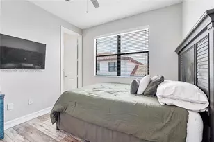 11343 SW 14th St, Pembroke Pines, FL 33025 - Photo 31