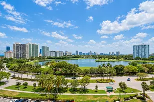 3675 N Country Club Dr, Aventura, FL 33180 - Photo 3