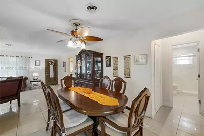 304 SW 68th Ave, Pembroke Pines, FL 33023 - Photo 11