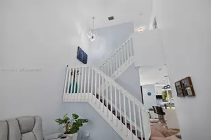 214 Riverwalk Cir, Sunrise, FL 33326 - Photo 15