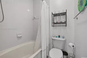 214 Riverwalk Cir, Sunrise, FL 33326 - Photo 29